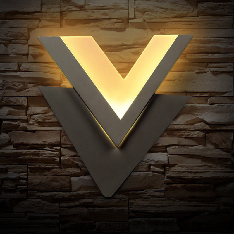 Personalized V-Shaped Wall Mounted Lamp Modern LED Sconce Light Fixture for Living Room Bedroom