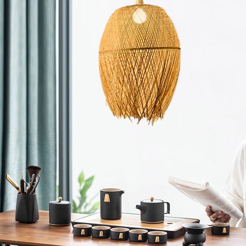 Beige handgearbeitet