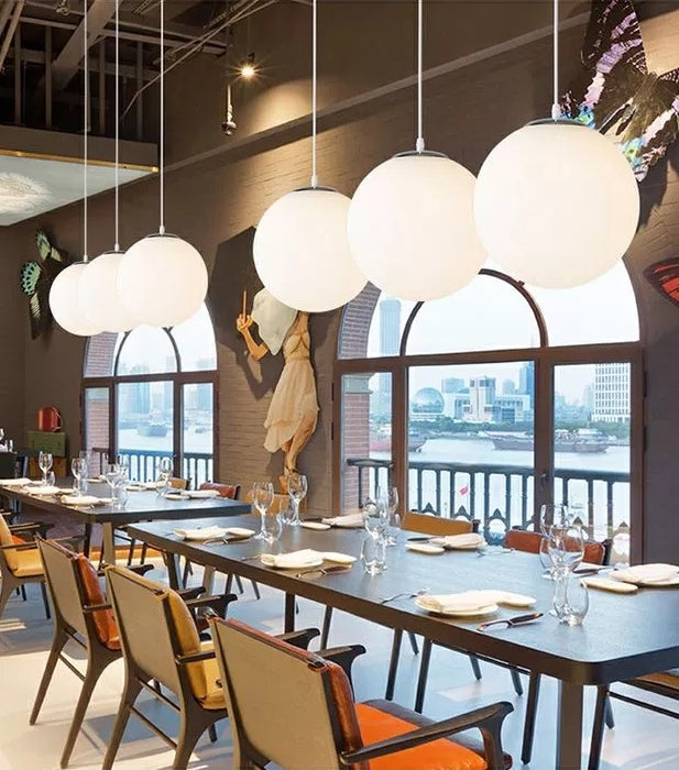 1 Iflip a pallone leggero a sfere sospesa moderna semplice sospensione per soffitto in vetro bianco per negozio di abbigliamento