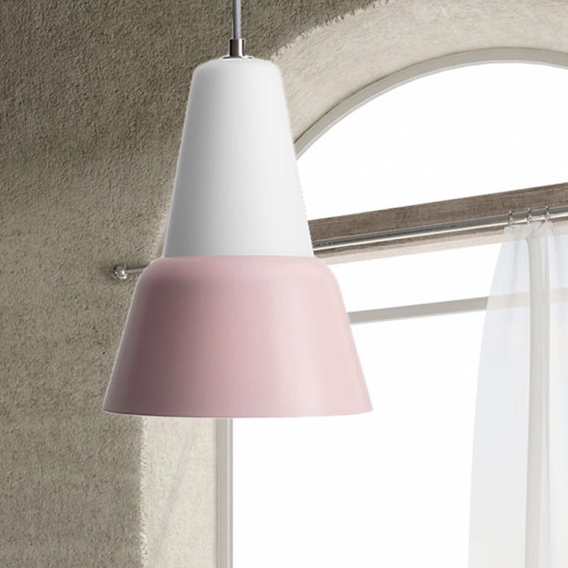 Cono colgante lámpara de metal macarrón 1 cabeza 6.5 "/10.5" Altura rosa/azul/negro Pense de techo de techo