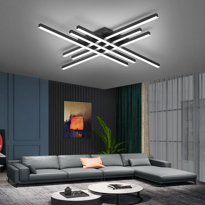 Luz empotrable de techo LED para sala de estar de metal Simplicity con iluminación semi-cruzada en color negro