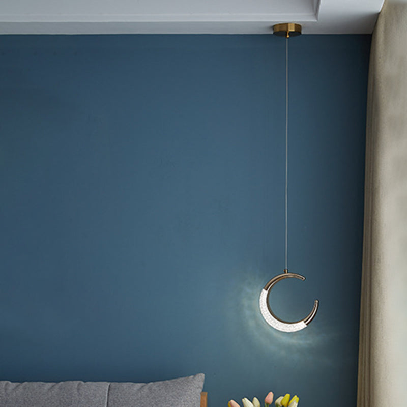 Geometric Hanging Ceiling Light Modern Acrylic LED Bedroom Pendant Light Fixture in Gold