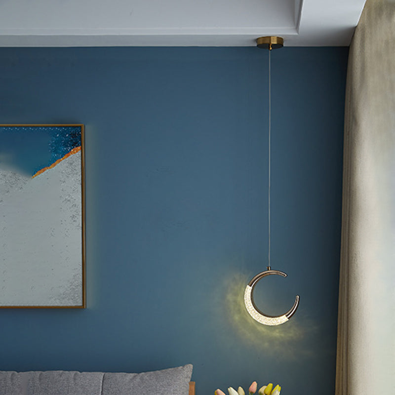 Geometric Hanging Ceiling Light Modern Acrylic LED Bedroom Pendant Light Fixture in Gold