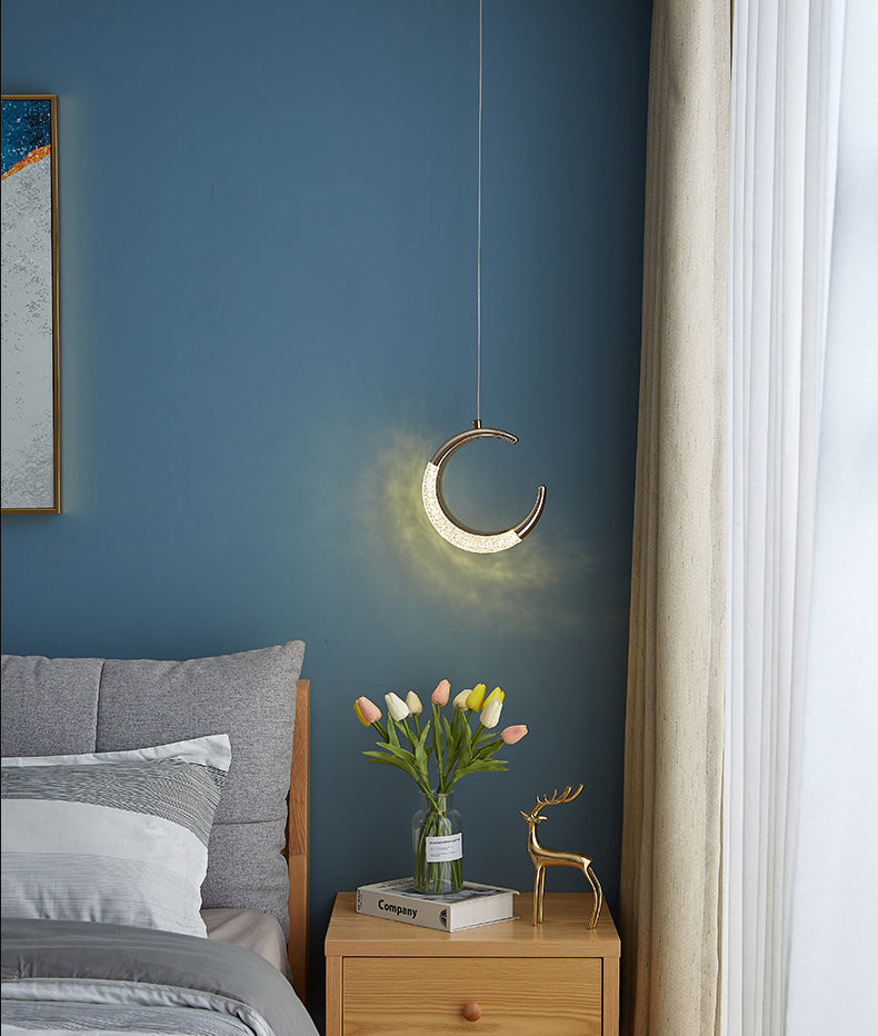 Geometric Hanging Ceiling Light Modern Acrylic LED Bedroom Pendant Light Fixture in Gold