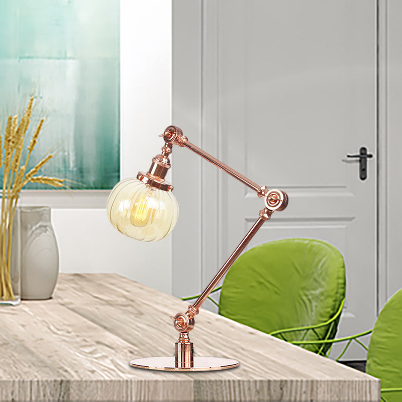 Éclairage de table globale en verre ambre / transparent vintage élégant 1 lampe de table finale noire / bronze claire pour chambre à coucher