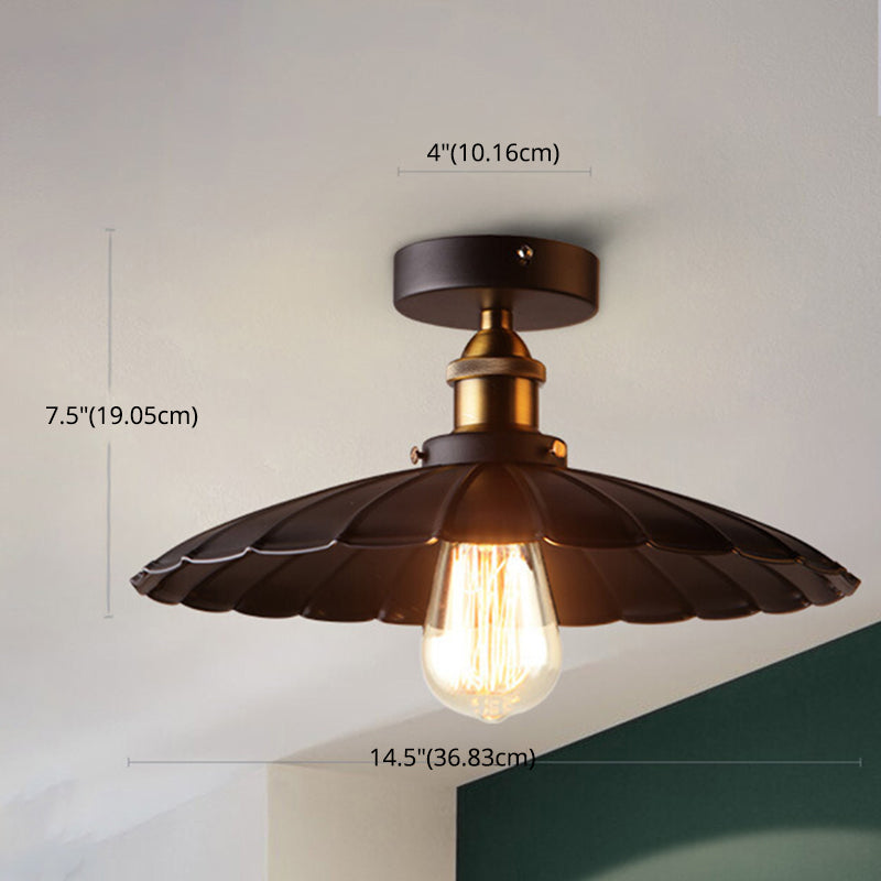 Lampada da soffitto industriale in metallo leggero con bordi smerigliati 1