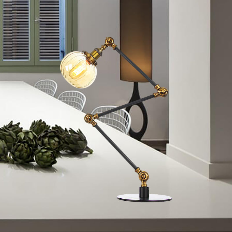 Éclairage de table globale en verre ambre / transparent vintage élégant 1 lampe de table finale noire / bronze claire pour chambre à coucher