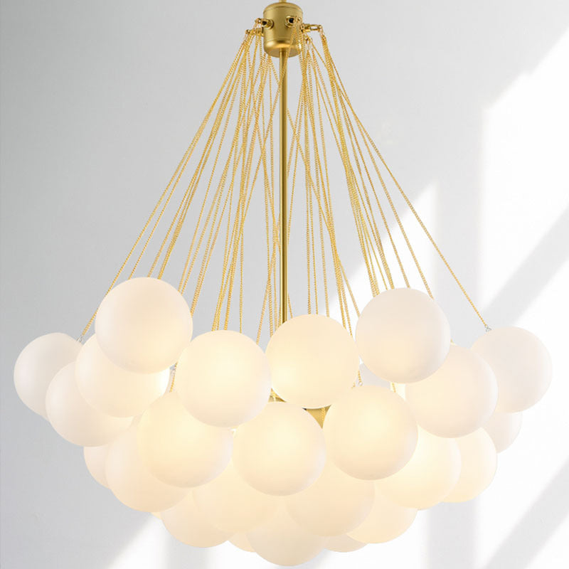 Lámpara de lámpara de lámpara de estilo moderno de 3 luces con 37 bolas de deco de vidrio blanco lámpara de metal de la lámpara de metal accesorio de iluminación para sala de estar