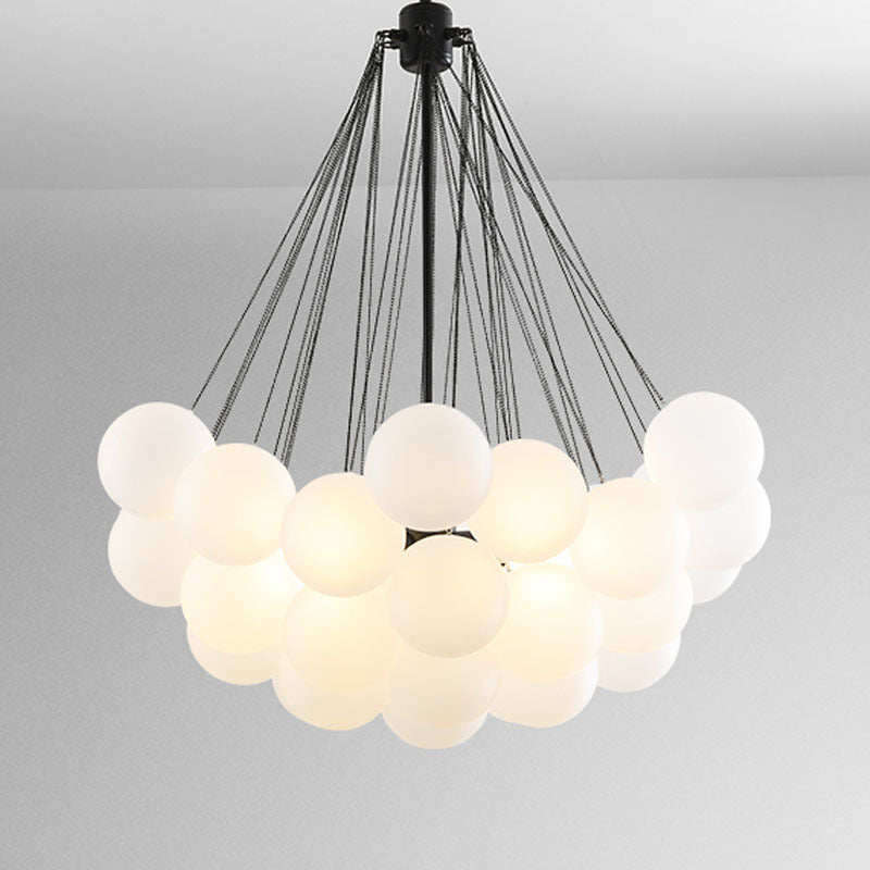 Lampada lampadina in stile moderno a 3 luci con 37 sfere di deco di vetro bianchi lampada in metallo Apparecchio di illuminazione per il soggiorno per soggiorno