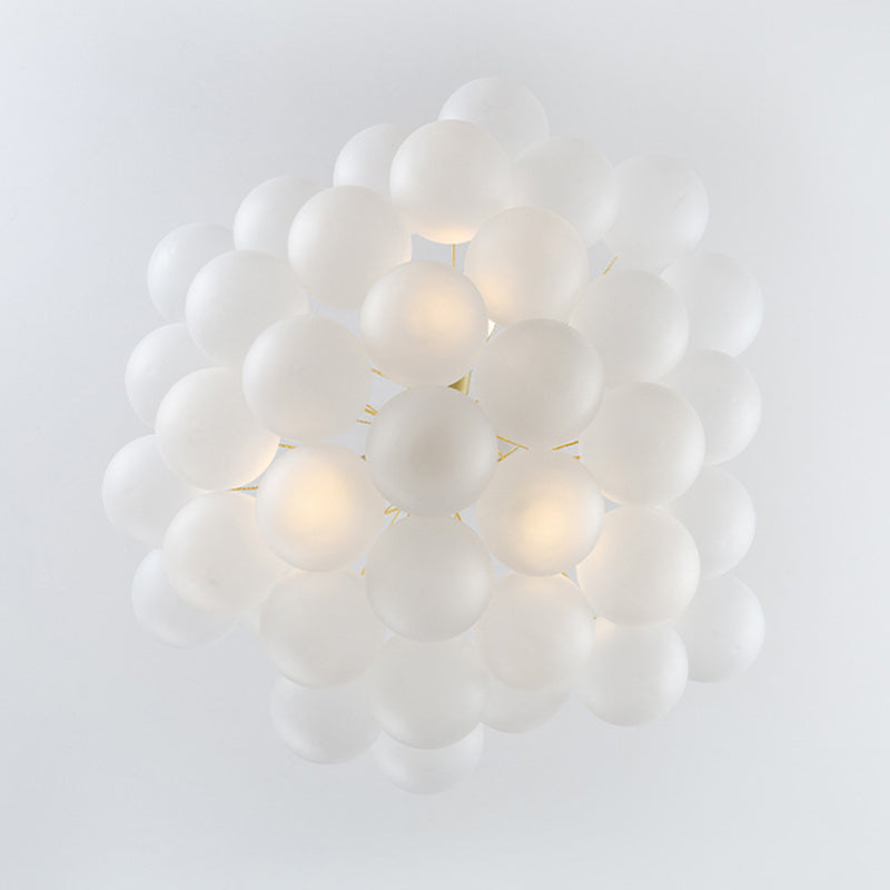 Lámpara de lámpara de lámpara de estilo moderno de 3 luces con 37 bolas de deco de vidrio blanco lámpara de metal de la lámpara de metal accesorio de iluminación para sala de estar