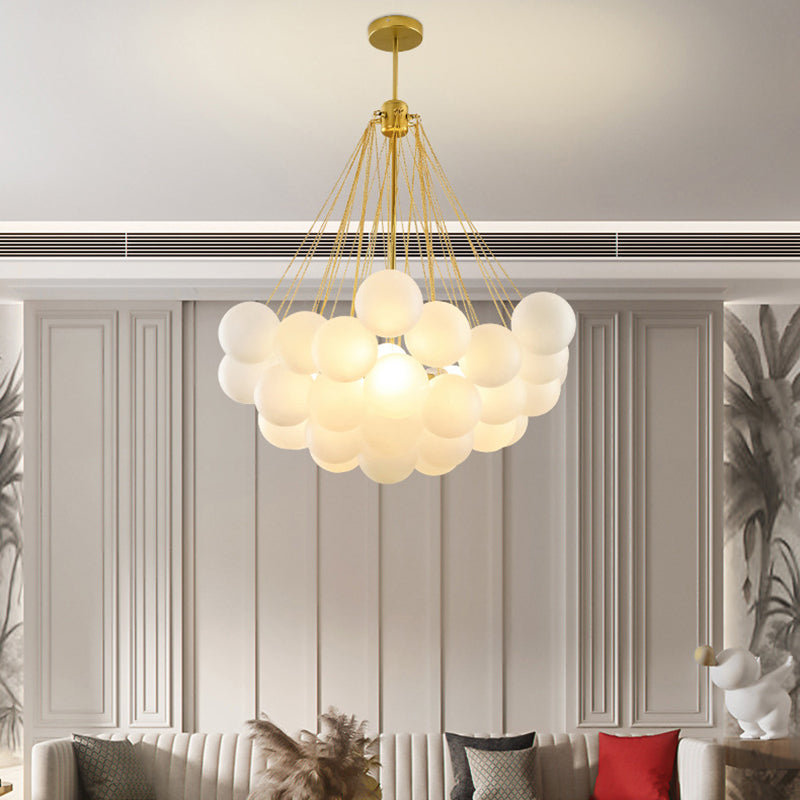 Lámpara de lámpara de lámpara de estilo moderno de 3 luces con 37 bolas de deco de vidrio blanco lámpara de metal de la lámpara de metal accesorio de iluminación para sala de estar