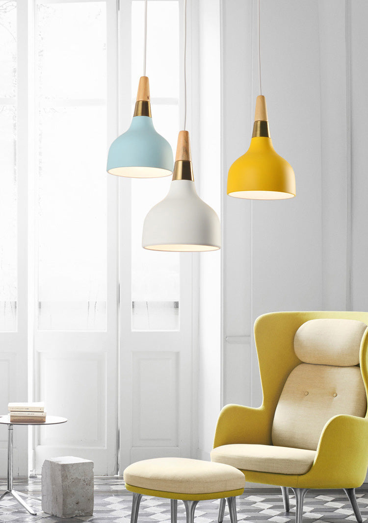 Wooden Top Down Lighting Pendant Nordic Style Metal Ceiling Pendant Lamp for Restaurant