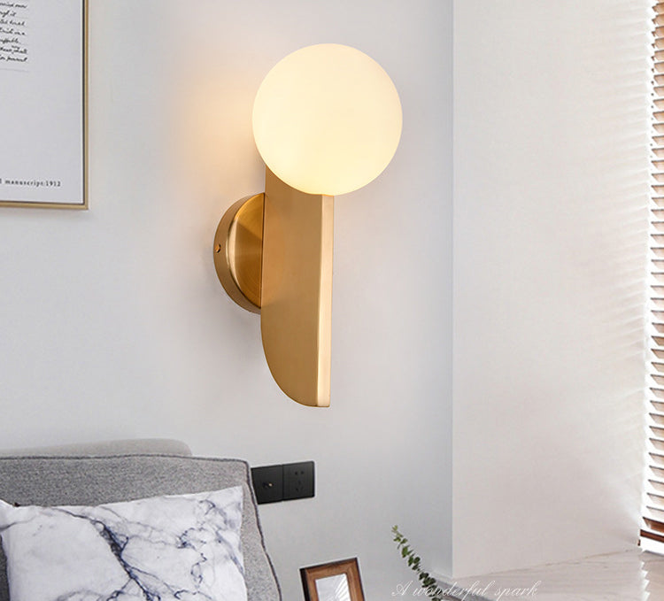 Nordic Postmodern Metal Wall Sconce Light 1 Head Glass Ball Sconce Light for Bedroom