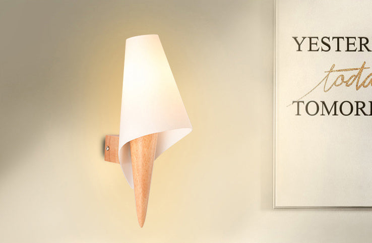 Creative Wooden Wall Lamp 1 Head Glass Shade Wall Sconce for Corridor Bedroom