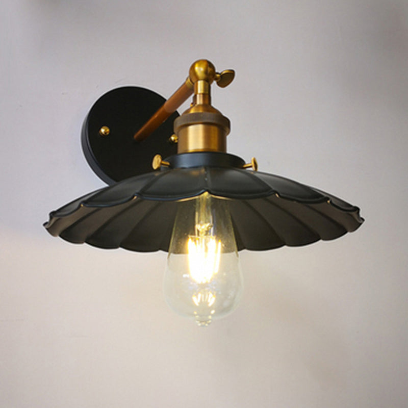 American Vintage Style Wall Sconce Metal Arm 1 Light Wall Light in Scalloped Shade