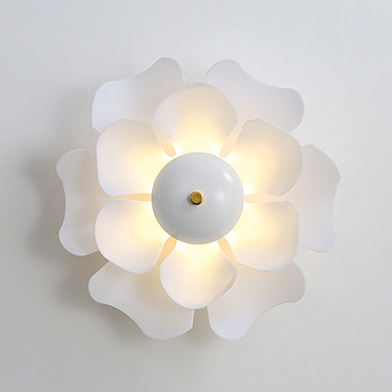 Nordic Style Flower Shape Wall Lamp Indoor Fashion Decoration Wall Sconce with Acrylic Shade