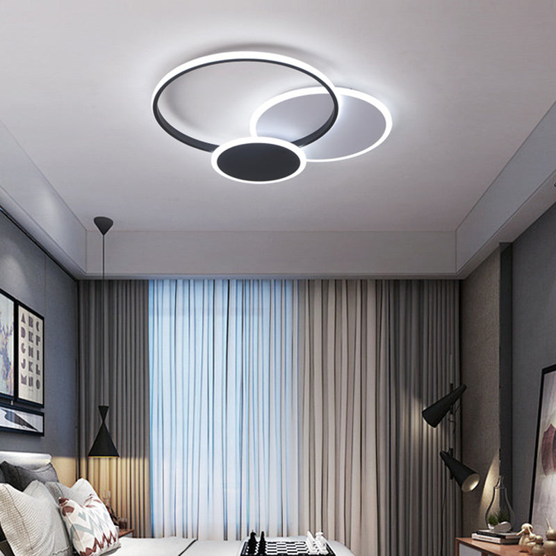 3 Intersecting Rings Shaped LED Ceiling Light Modern Minimalist Metal Plating Flush Mount Lighting Fixture for Dining Room