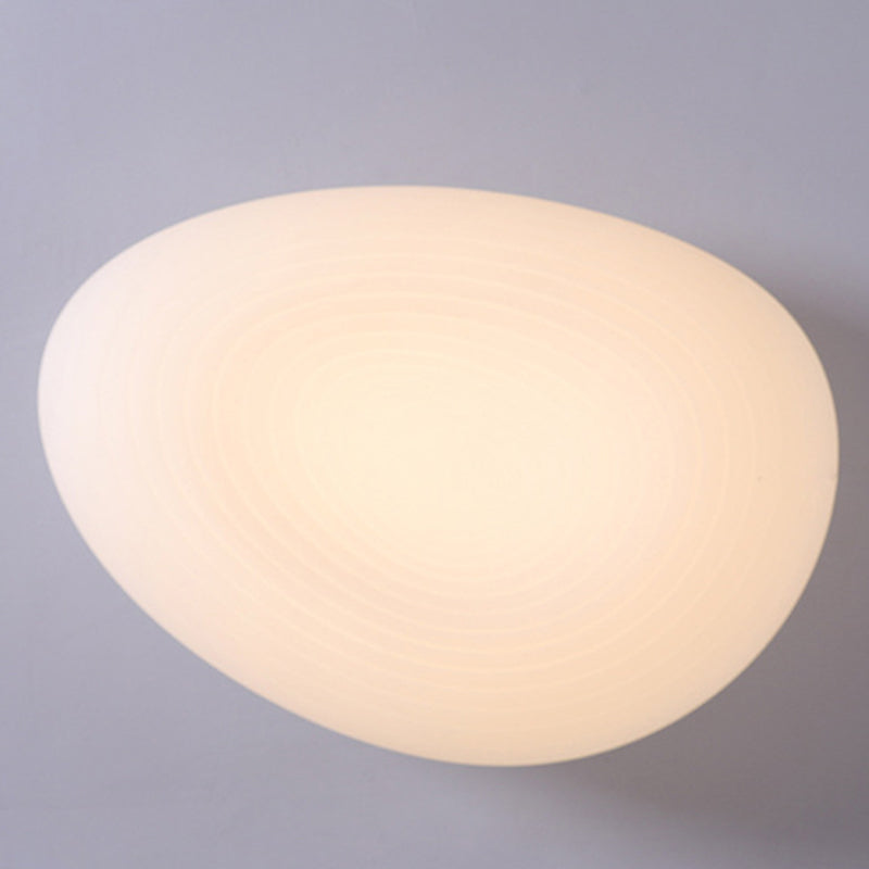 Kunststof kiezelvormige inbouw Cartoon LED witte plafondlamp voor slaapkamer