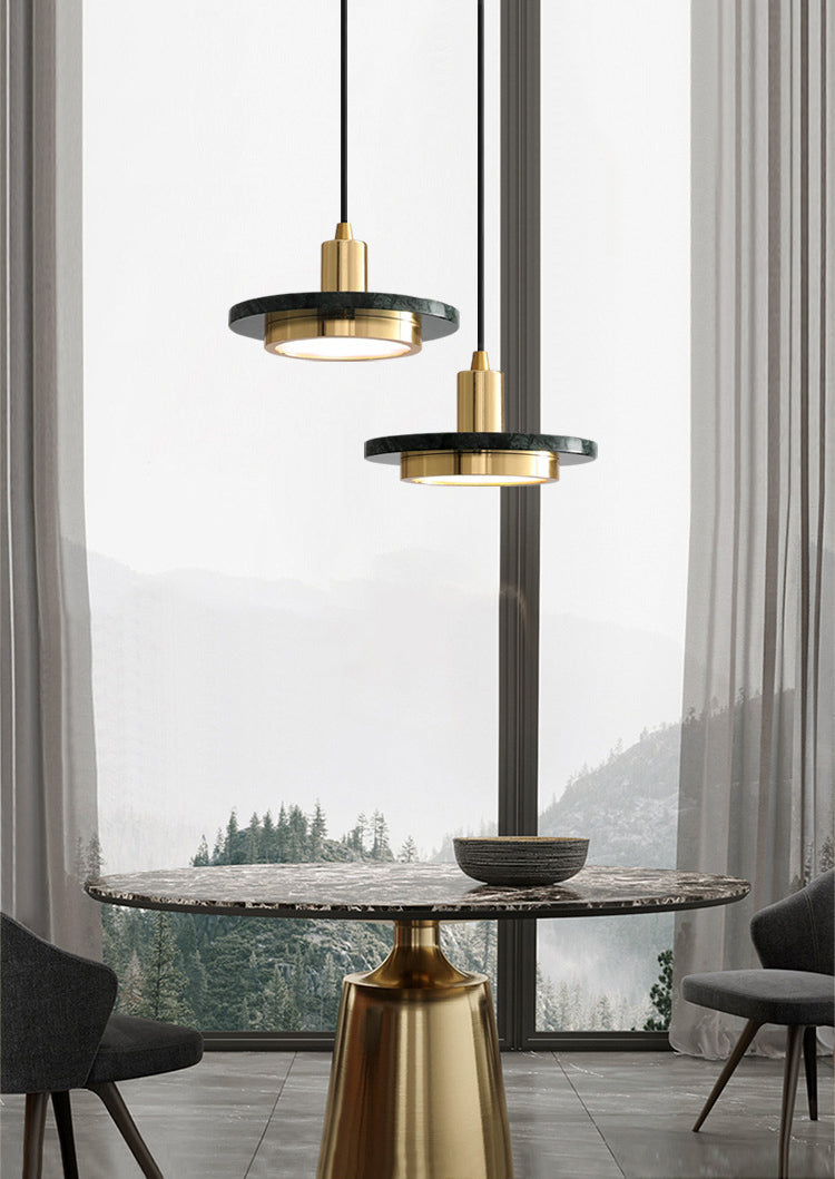 Kappengeformte Marmorhängeblocke Leuchte minimalistische LED -Anhängerbeleuchtung für das Restaurant