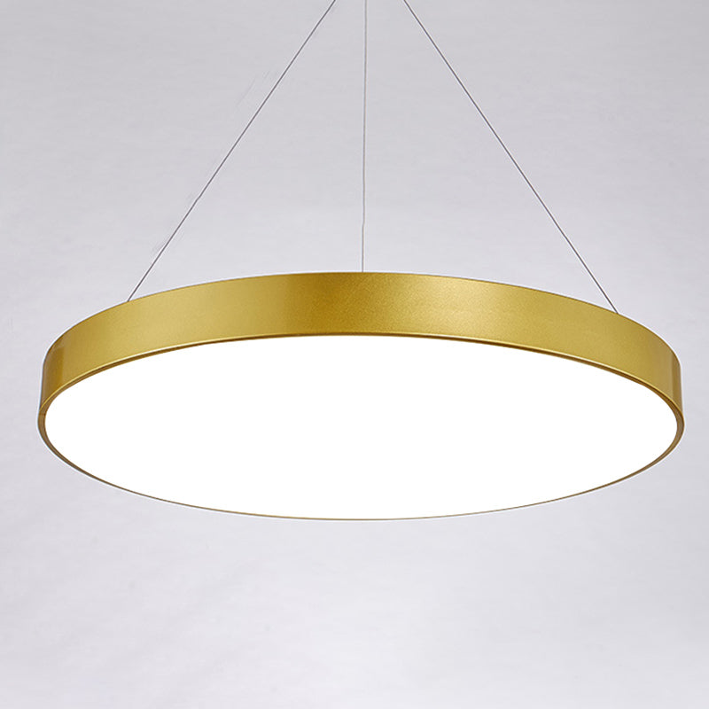 Lampada a sospensione della sala riunioni.