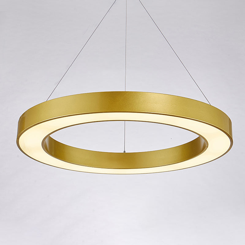 Lampada a sospensione della sala riunioni.