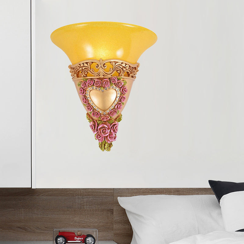 1 Bulb Trumpet Shape Sconce Light Colonial Style Yellow Glass Wall Lighting Fixture