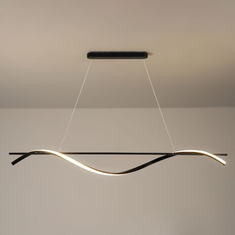Minimalisme moderne Black Linear Island Pending Lighting LED Metal Island Island Light pour table à manger