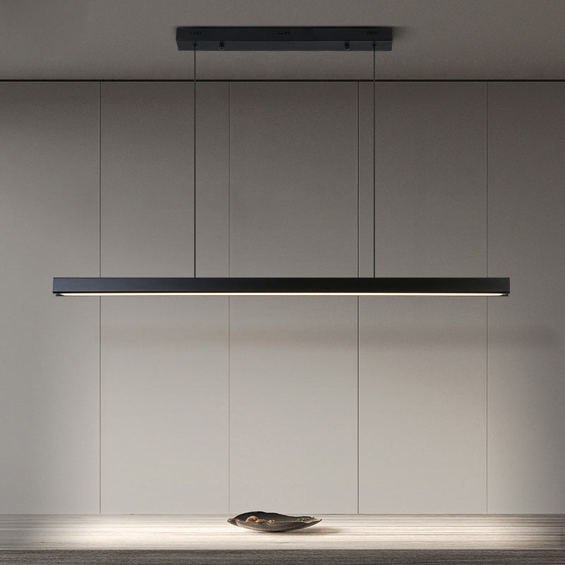 Minimalisme moderne Black Linear Island Pending Lighting LED Metal Island Island Light pour table à manger