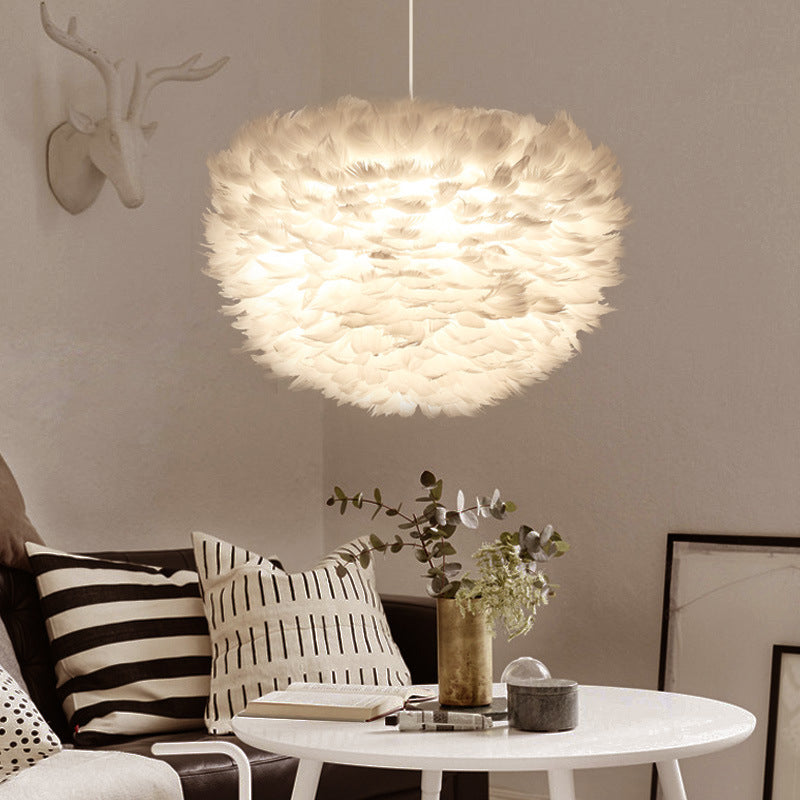 Art Deco White Feather Pendant Lighting Modern Nordic Creative Globe Hanging Ceiling Light for Bedroom