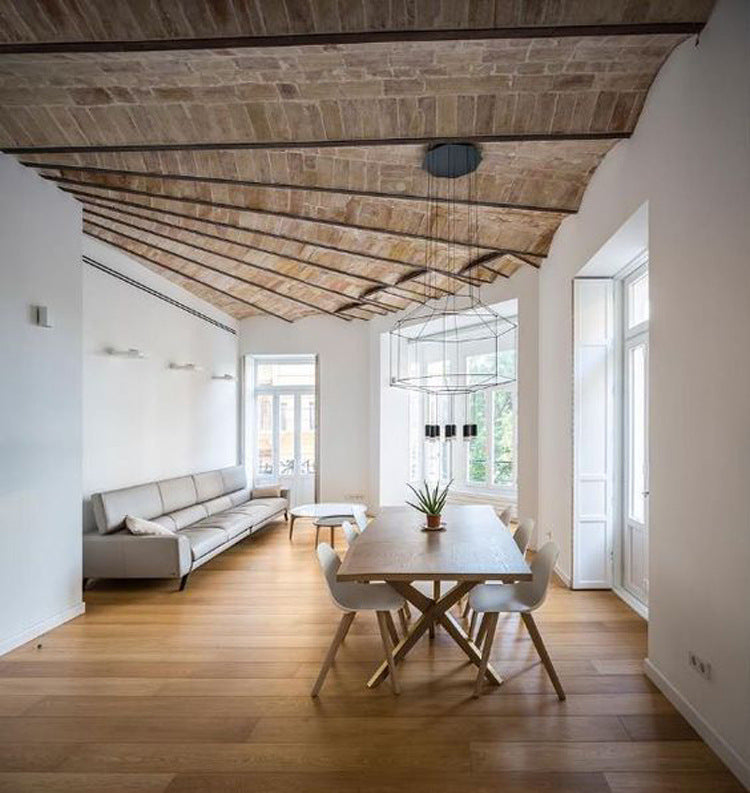 Black Metal 1 Light Pendant Light Nordic Modern Geometric Wire Cage Hanging Lamp for Restaurant