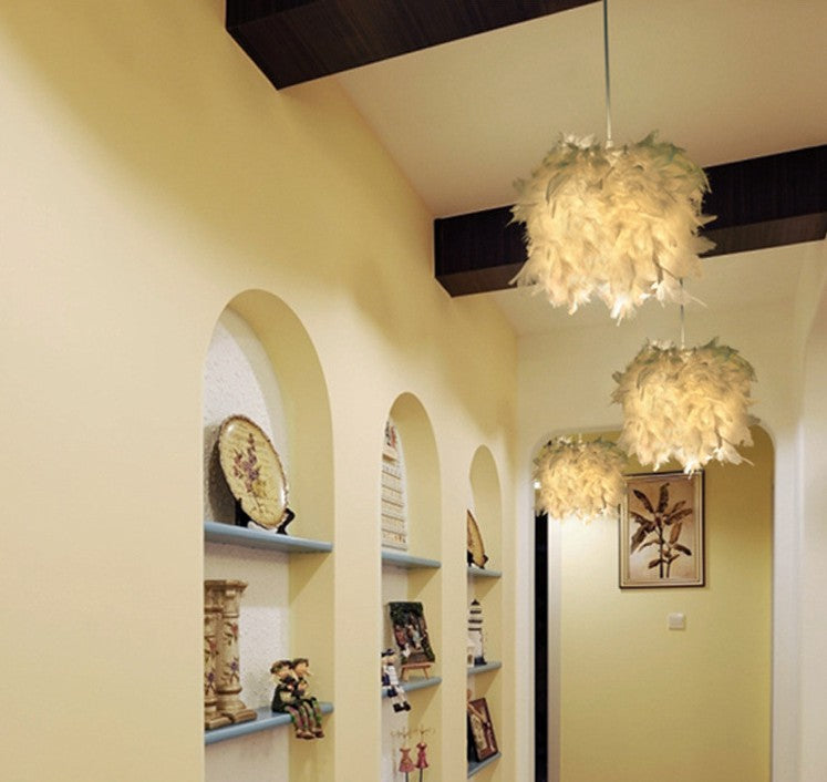 Feather Shaded Suspension Pendant Minimalist 1 Head White Hanging Lamp for Dining Room