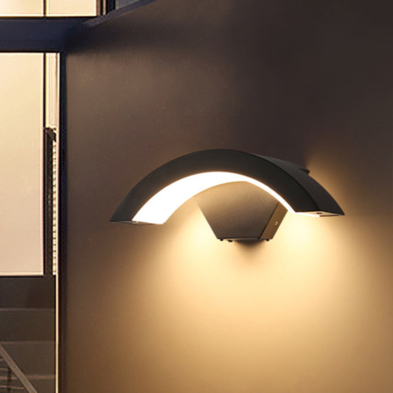 Hedendaagse curve Wall gemonteerde lichten Acrylspoelmontage Wand SCONCE voor balkon