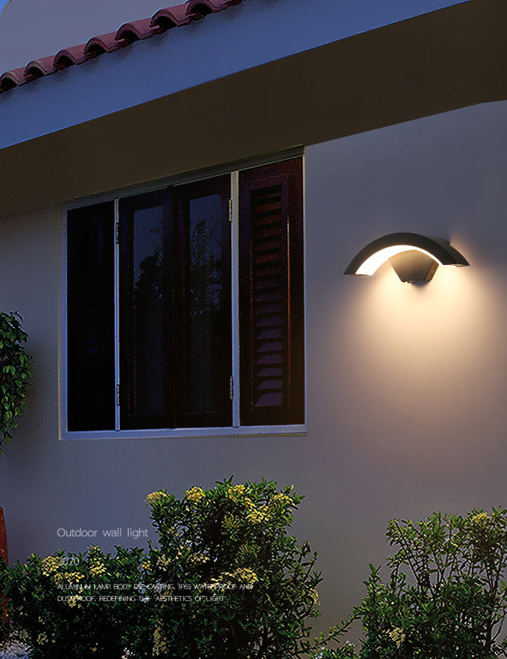 Hedendaagse curve Wall gemonteerde lichten Acrylspoelmontage Wand SCONCE voor balkon