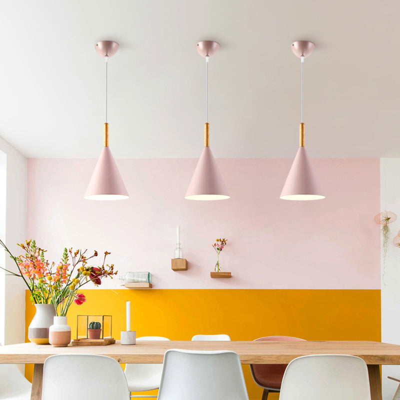 Metal Tapered Hanging Light Nordic Style 1 Light  Restaurant Ceiling Pendant Lamp  with Wooden Top