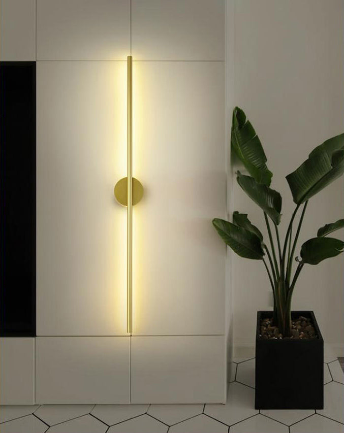 Zeitgenössische lineare Wand montierte Beleuchtung Metallische Wandmontagelampe für Wohnzimmer
