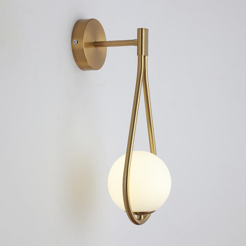 Lampe murale du globe moderne Verre blanche 1 lumière lumineuse légère pour la chambre corride