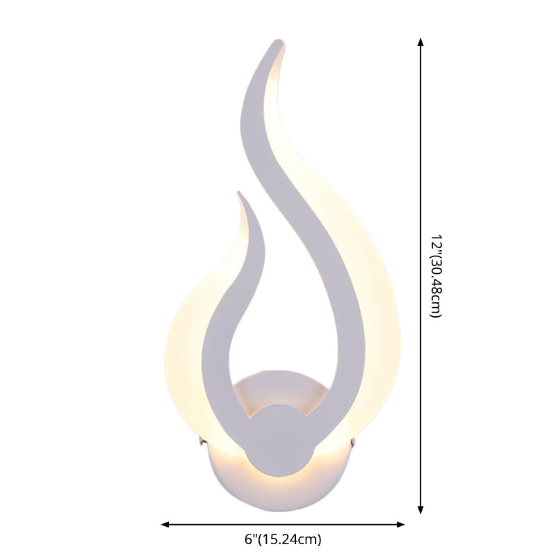 LED Flame Shape Wall Mount Light Modern Style Sconce Light Fixture for Living Room