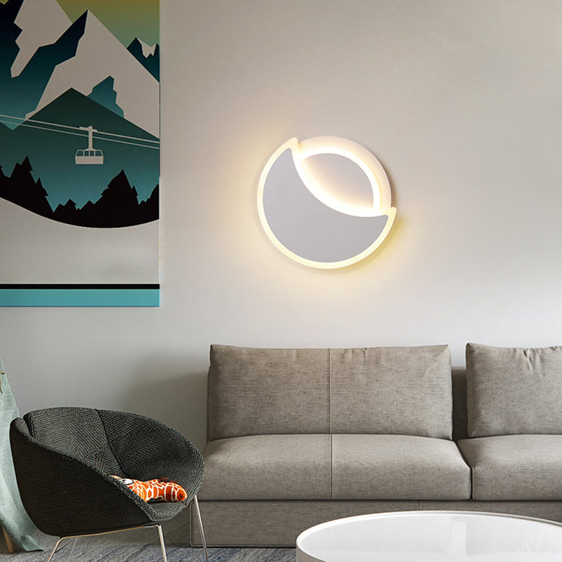 Contemporary Simple Wall Sconce Creative Moon Shape Wall Lamp for Porch Living Room