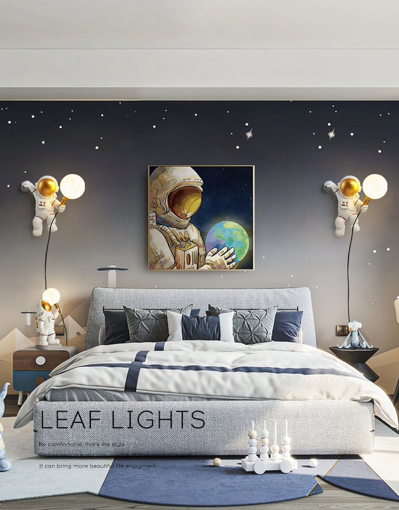 Astronaut Modeling Spherical Wall Sconce Lights Creative Resin Sconces