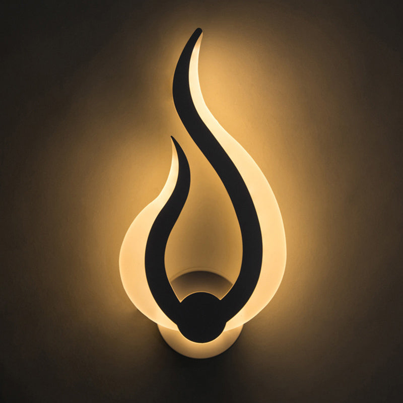 Lamme di fiamma a parete flame sconde acriliche in stile minimalista moderno
