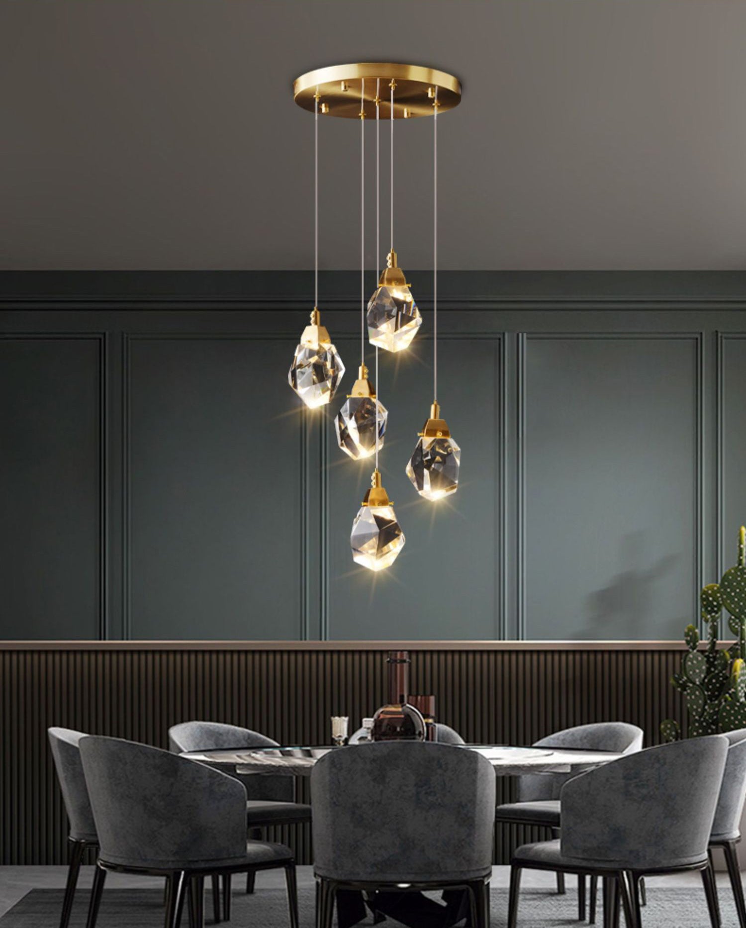 Postmoderne Einfachheit Geometrisch hängende Deckenleuchte Kristall -Aufhängung Anhänger Licht für das Restaurant