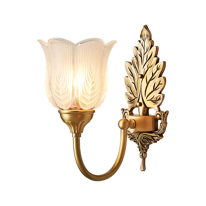 Golden Leaf Wall Appince Light Style antique Métal Mémordial 1/2 Light Lampe murale avec une nuance de cloche en verre givré