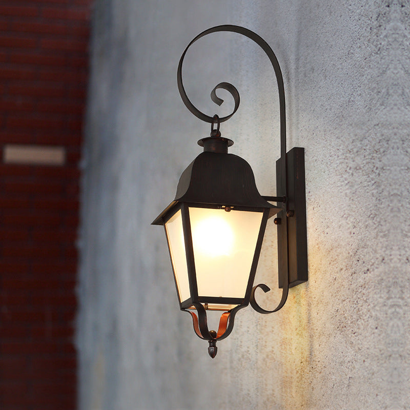Lámpara de pared metálica de una sola luz vintage, aplique de pared impermeable para exteriores con brazo fijo para escaleras y pasillos