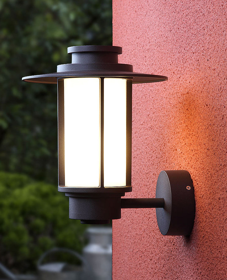 Industrial Style Outdoor Garden Wall Sconce Fixed Arm Waterproof Single Light Wall Lamp