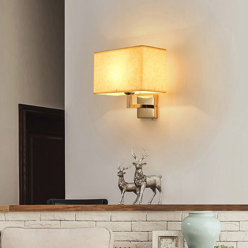 10.6 "H lampada a parete esterna al braccio a fissaggio singolo con tonalità in tessuto rettangolare