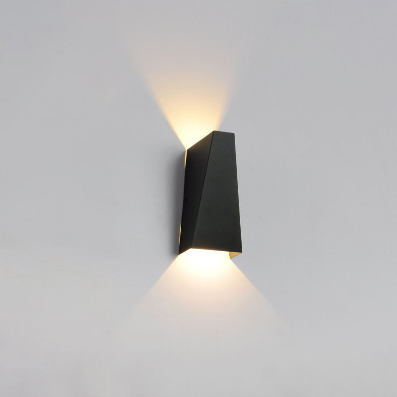 Geometric Wall Sconce Modern Minimalist Style Iron Sconce Wall Light for Living room