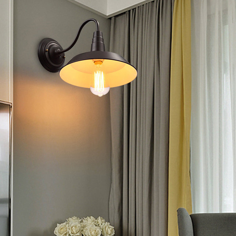 Retro Industrial Style Wandleuchte mit Kuppel Schatten Metall Schwängesblättern Arm Wall Light für Restaurant