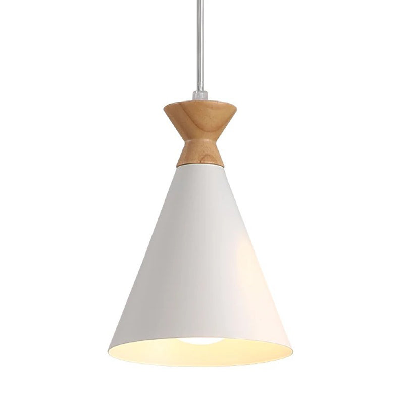 Nordique minimalisme macaron de lumière suspendue avec de la nuance conique en métal lampe à chevet en bois simple
