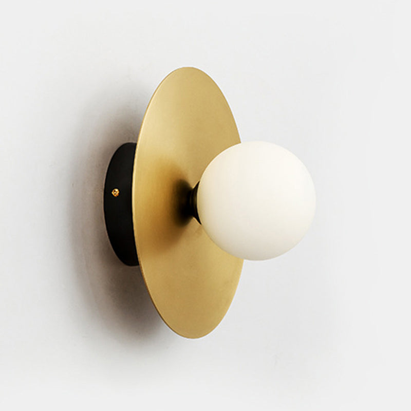 Altezza da 9 pollici in metallo rotondo Punzione murale Sconce Post-Moderna Bianco in vetro bianco Mini Mini Mini Luce da parete