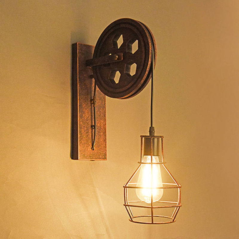 Vintage Industrial Pulley Plug-In Wall Sconce Lights Metallic Wall Sconce Lighting for Restaurant